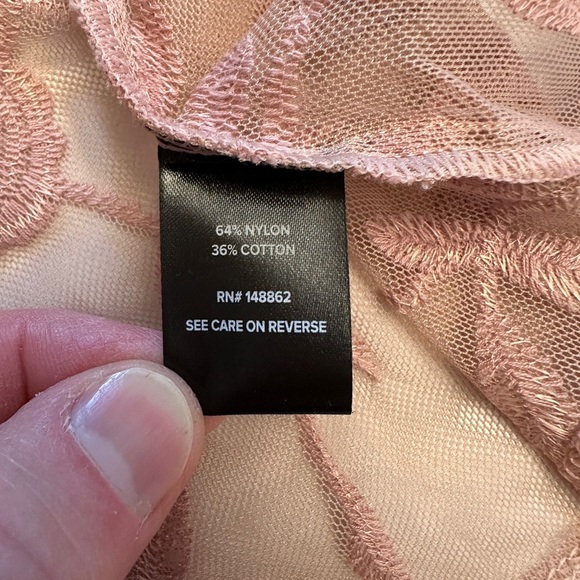 NWT Torrid Women’s 2X Taupe Sheer Mesh Embroidered Ruffle Sleeveless Blouse - Picture 8 of 11